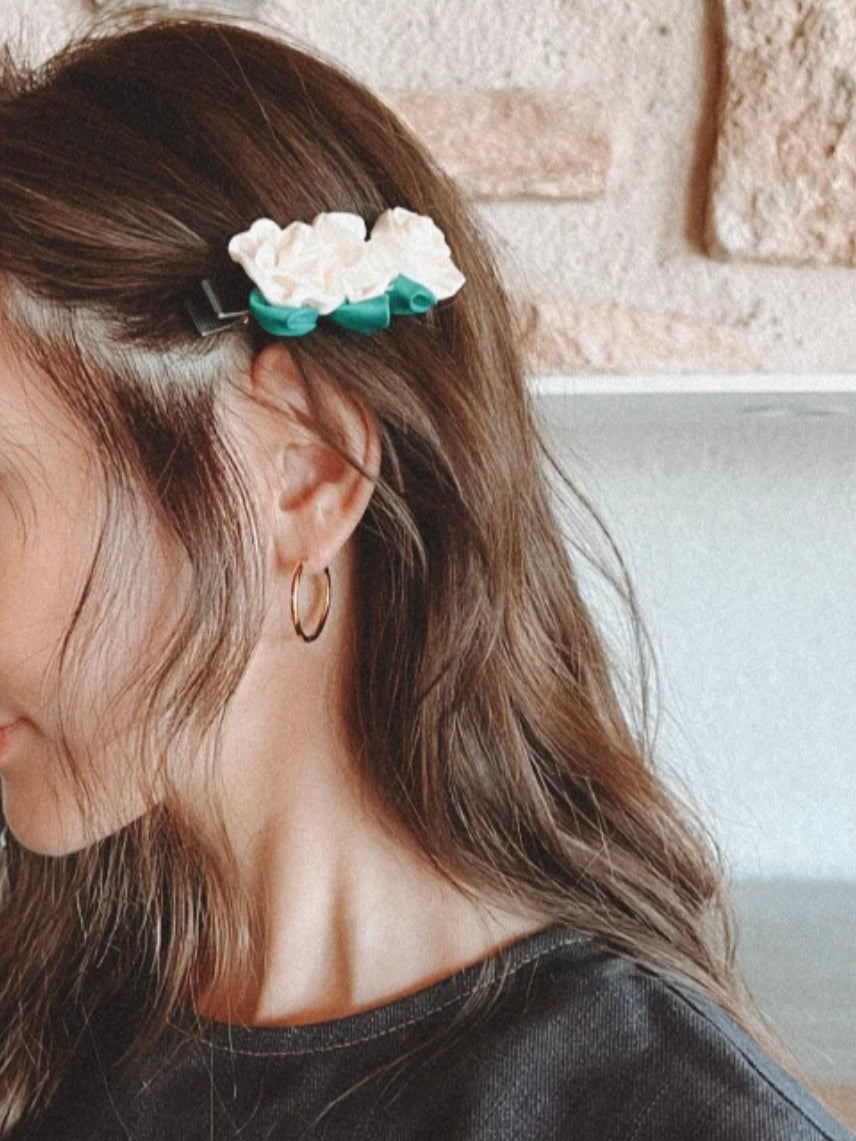 Medium Hoop Pierce