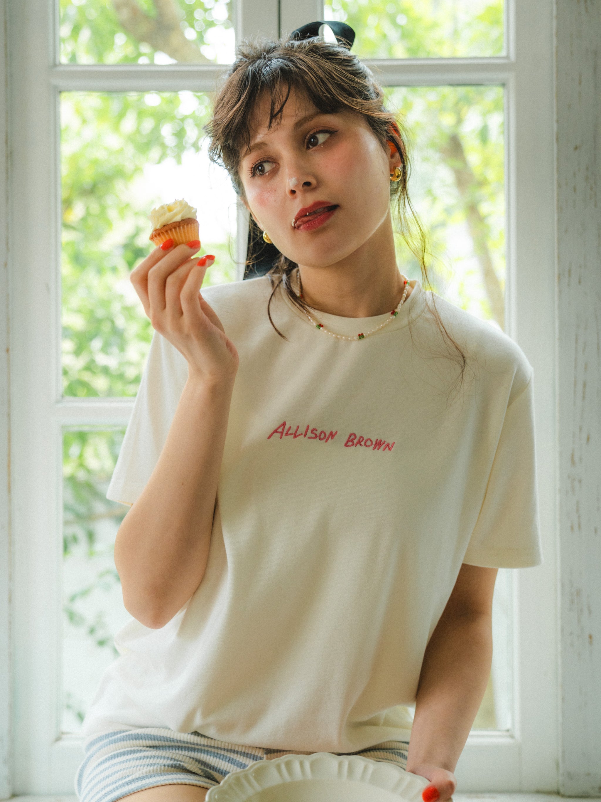 ALLISON BROWN Logo T-shirt – ALLISON BROWN