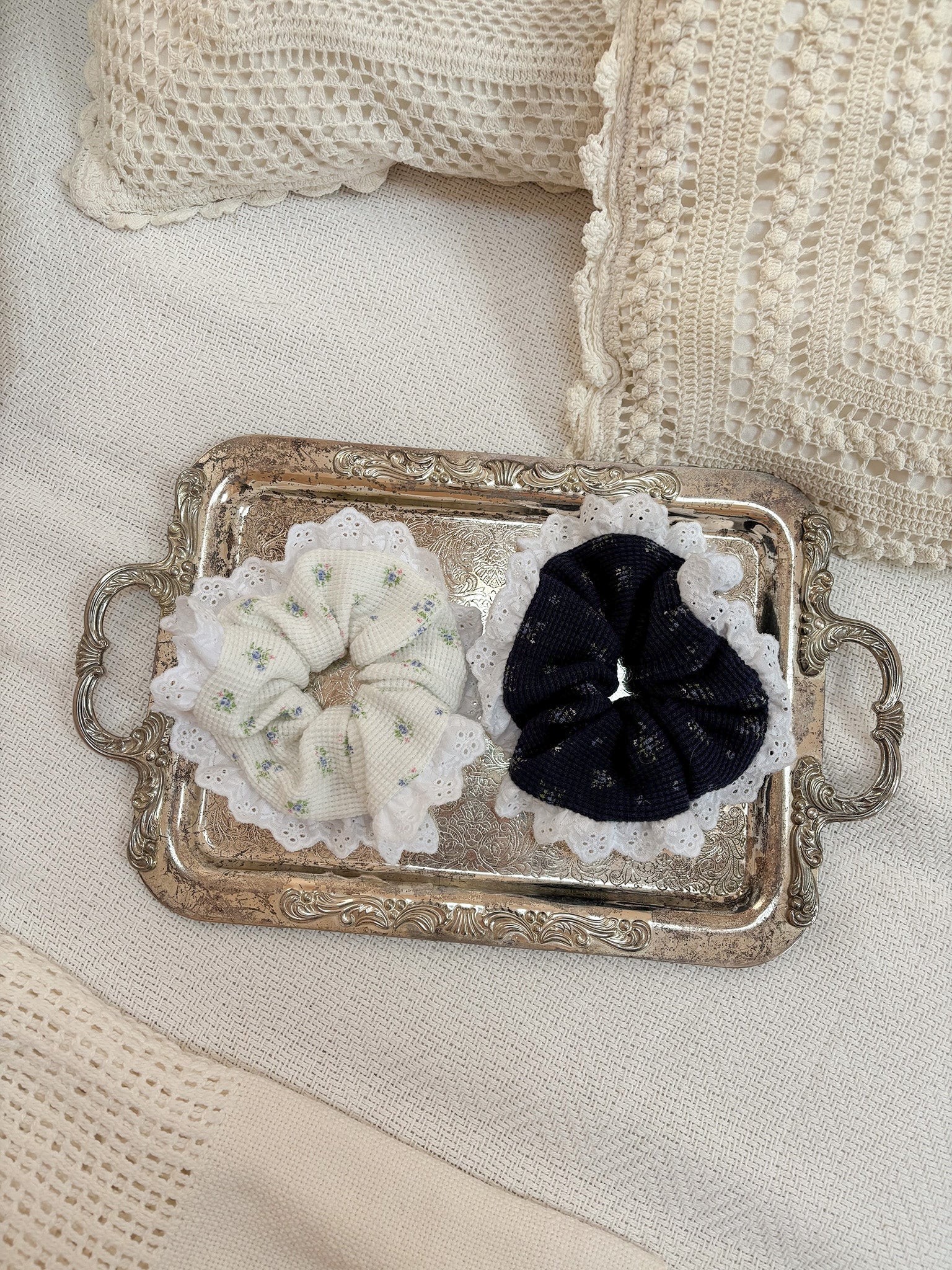 Garden Lace Floral Scrunchie – ALLISON BROWN