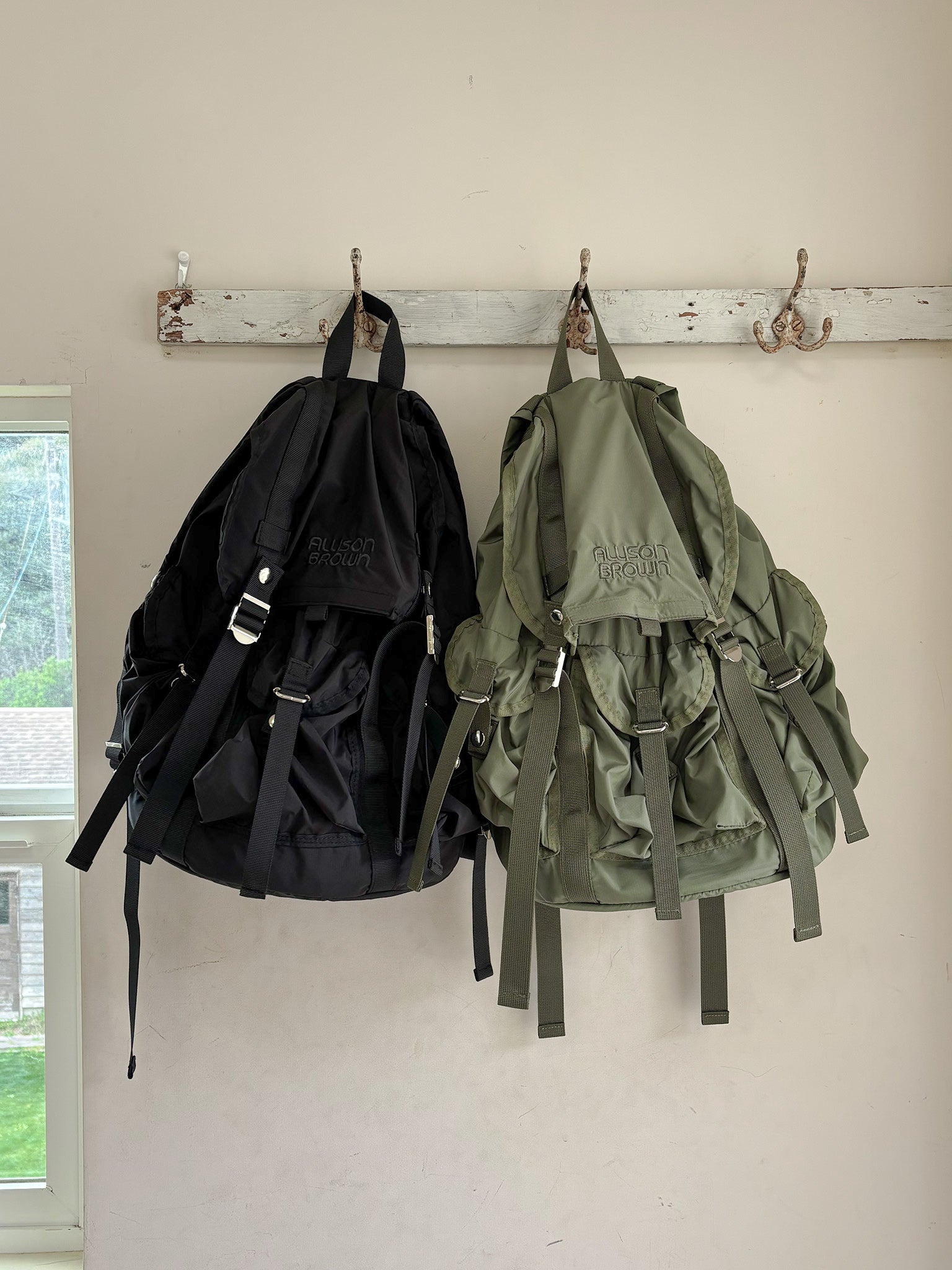 【公式】フジのお歳暮・冬ギフト Everyday Nylon Backpack – ALLISON BROWN バッグ