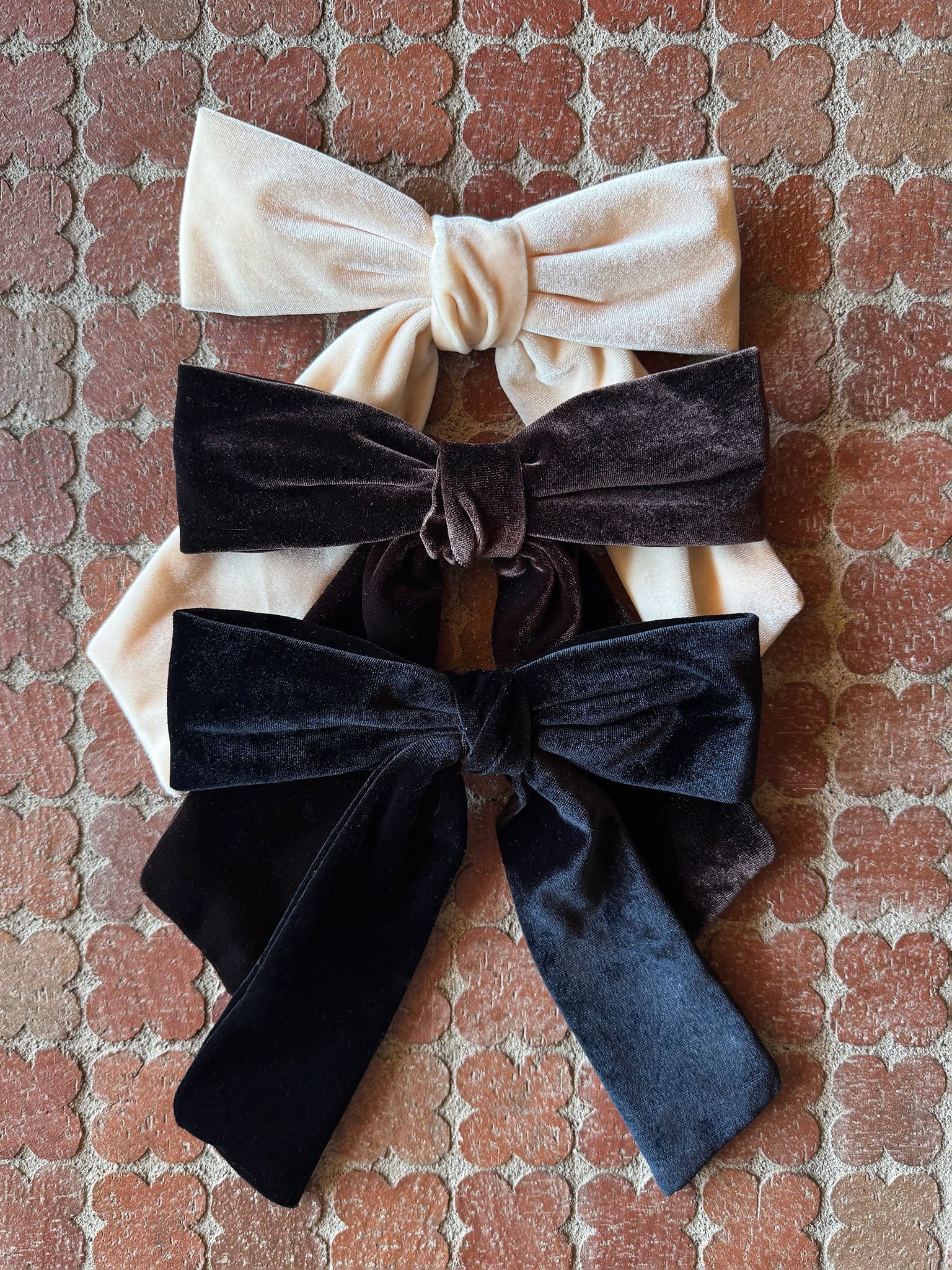 Warmy Velour Ribbon Barrette – ALLISON BROWN