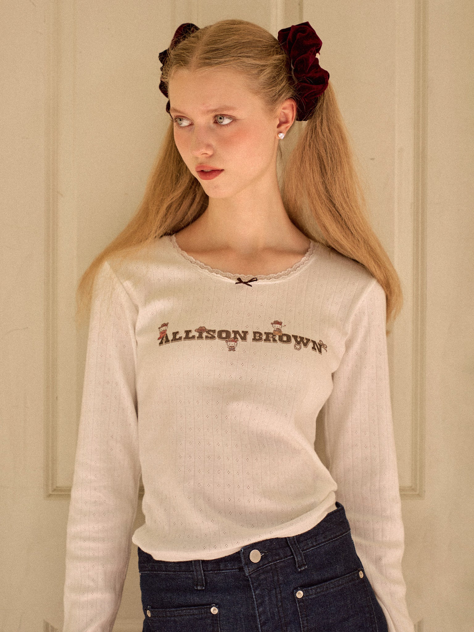 アリソンブラウン　キティ　コラボtシャツ アリソンブラウン キティ コラボtシャツ HELLO KITTY × ALLISON