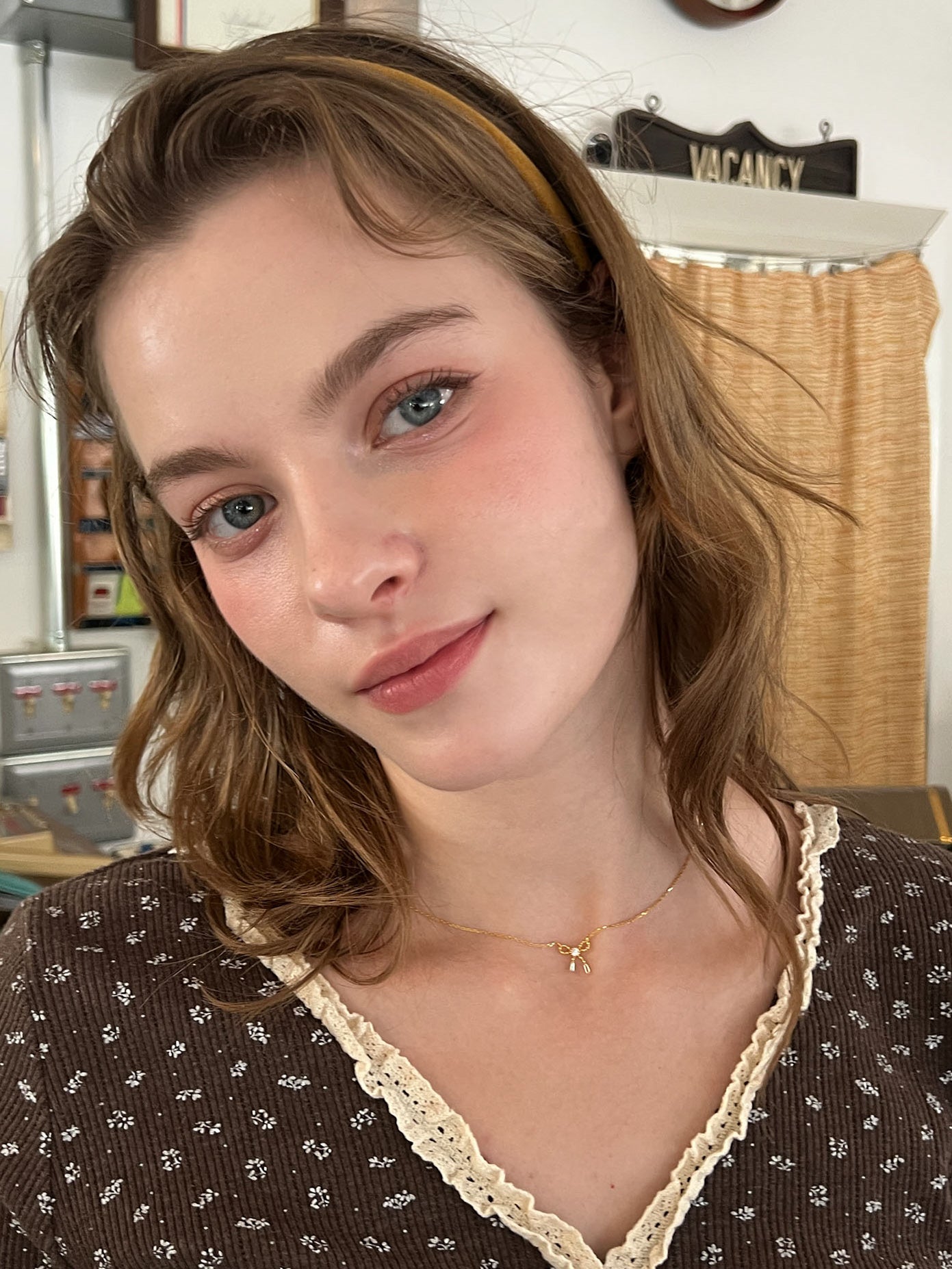 Point Stone Ribbon Necklace – ALLISON BROWN