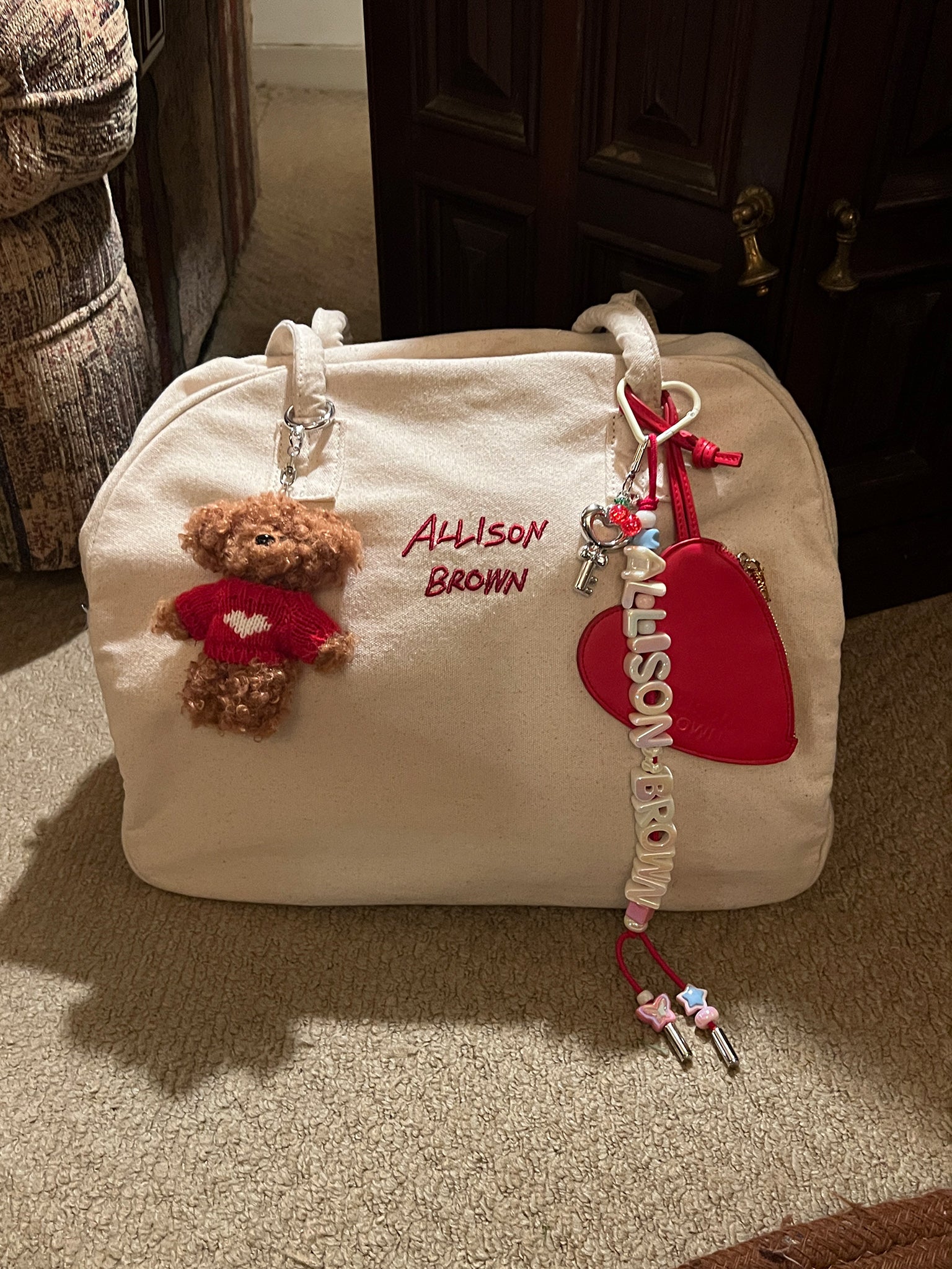 Lovely Mini Heart Pouch – ALLISON BROWN