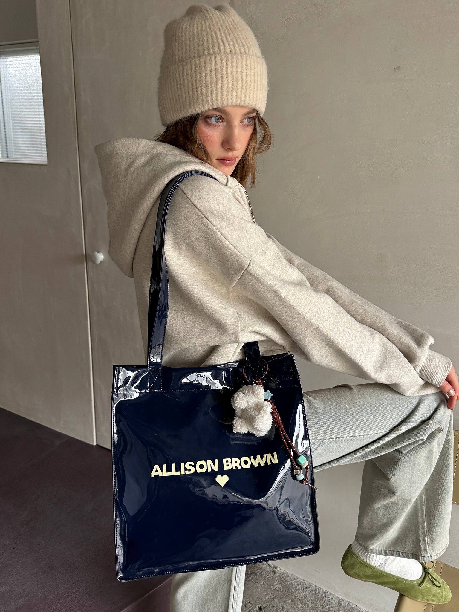 Beloved Patent Leather Tote Bag – ALLISON BROWN