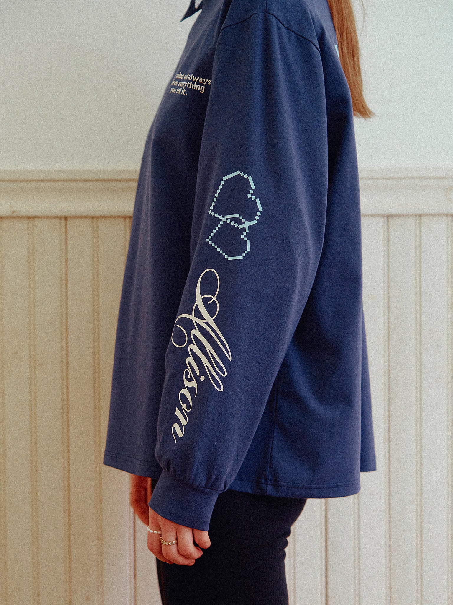 アリソンブラウン　ストライプデザイン長袖トップス ALLISON BROWN Graphic Long Sleeve T-shirt – ALLISON BROWN