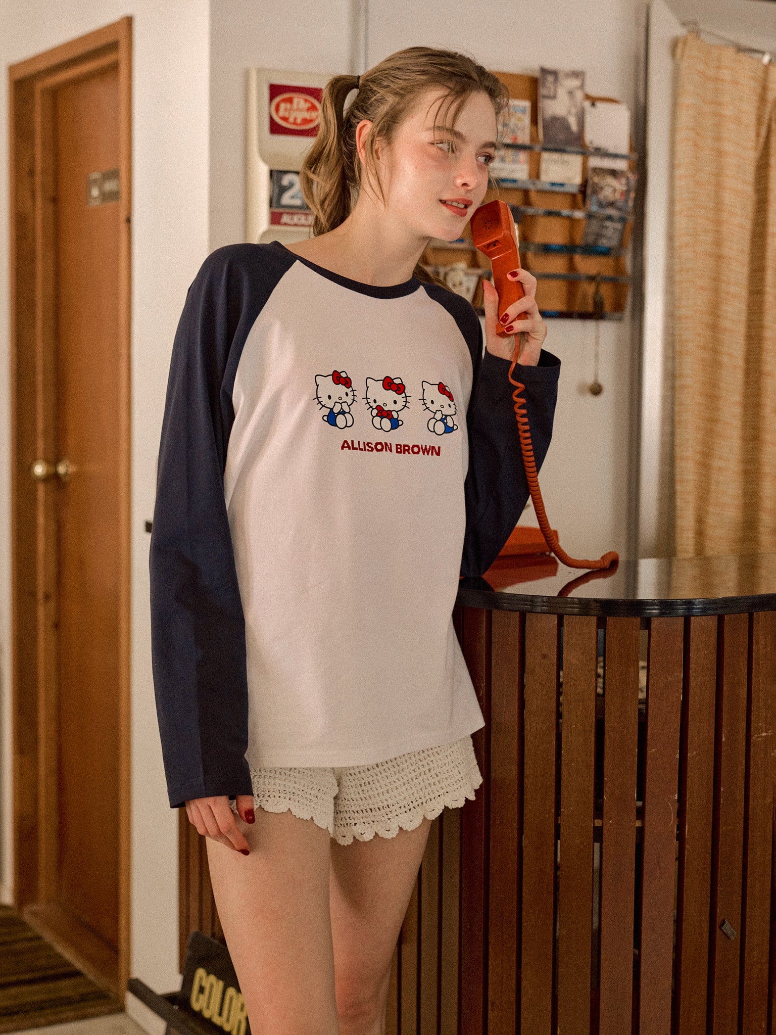 アリソンブラウン　キティ　コラボtシャツ 新品 アリソンブラウン キティちゃんとのコラボTシャツ - メルカリ