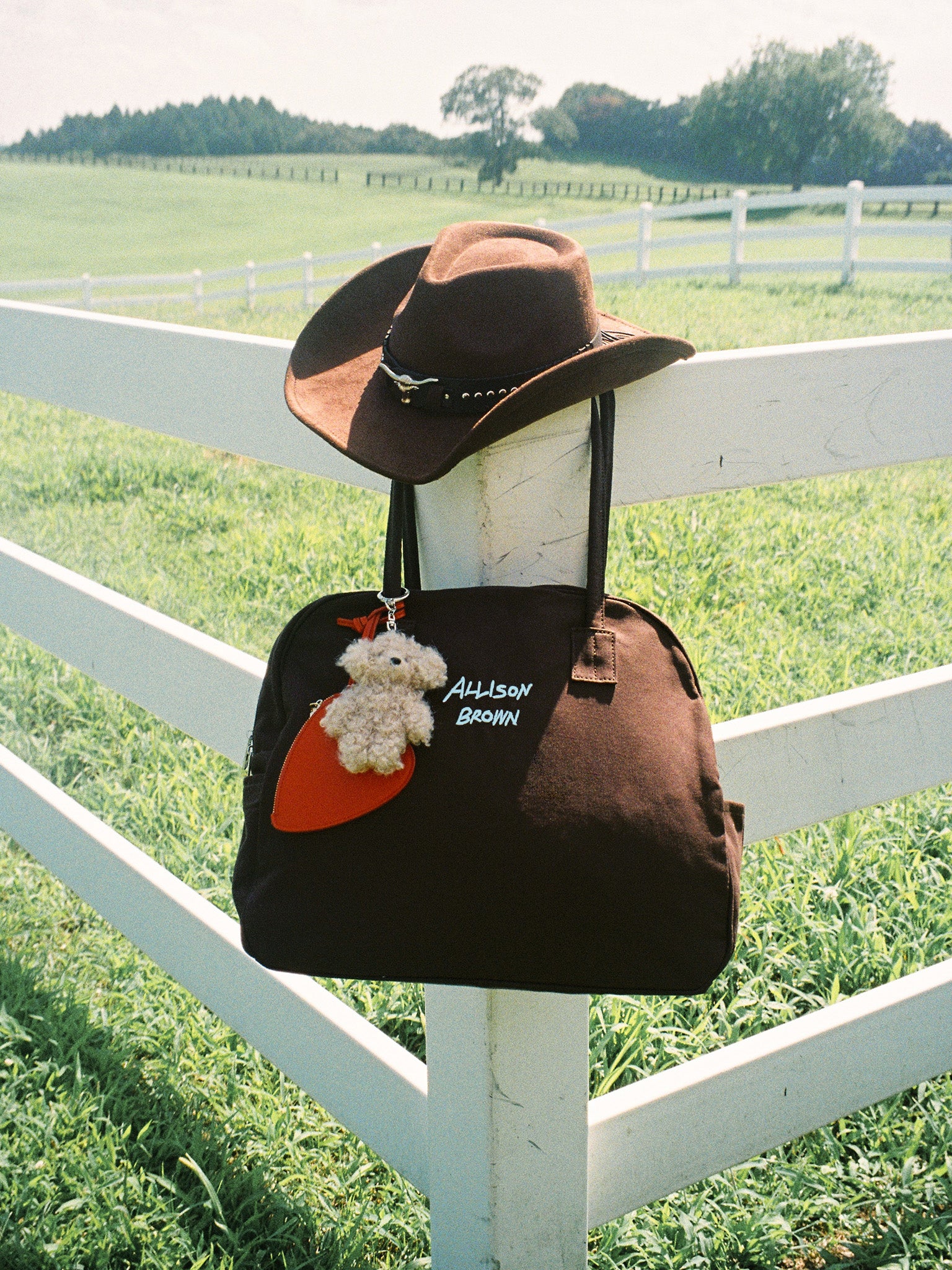 サロペット・オーバーオール・オールインワン ALLISONBROWN Rustic Garden DenimOveralls Rustic Garden Denim Overalls – ALLISON BROWN