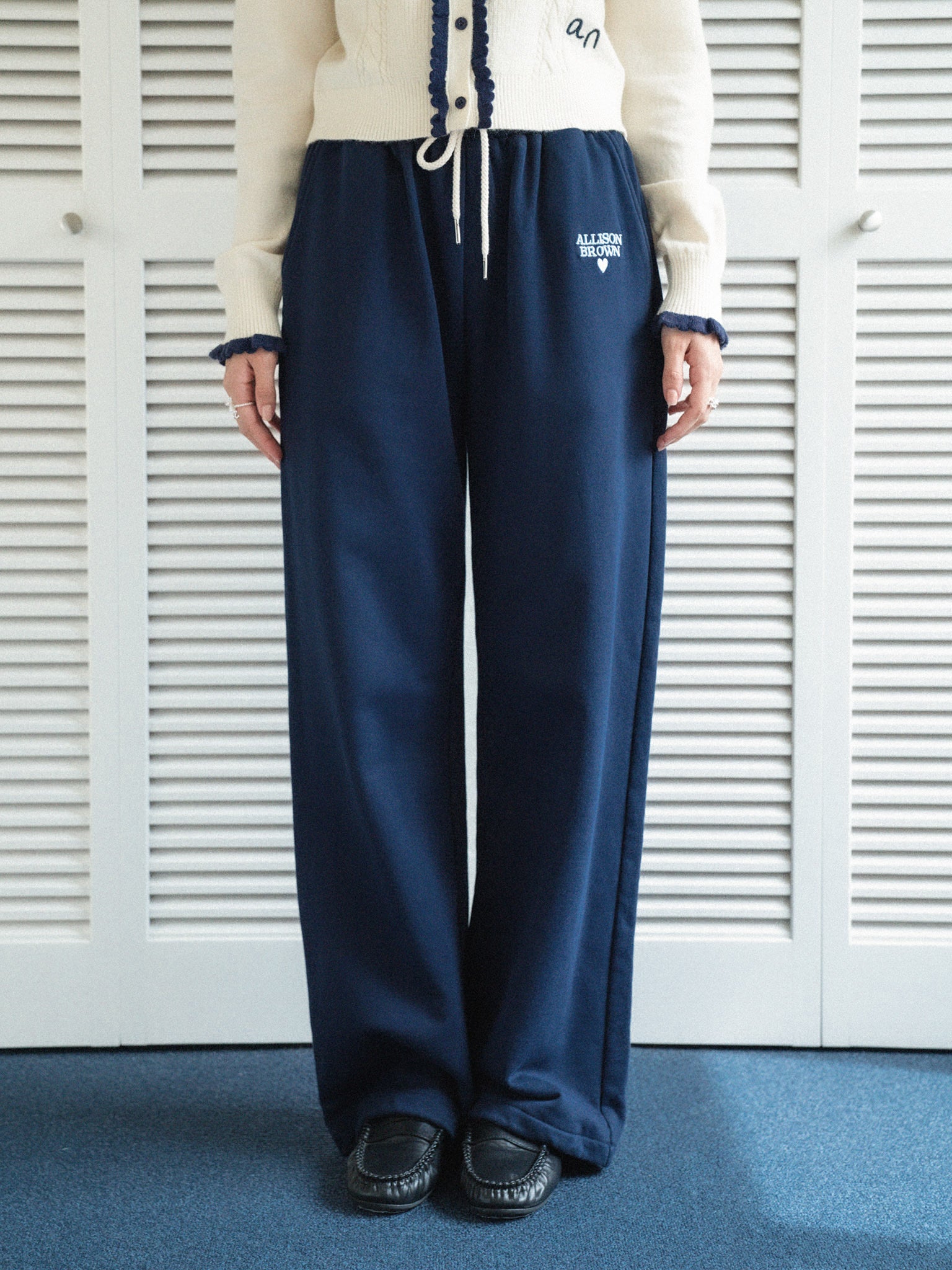 Cozy Wide Straight Sweat Pants – ALLISON BROWN