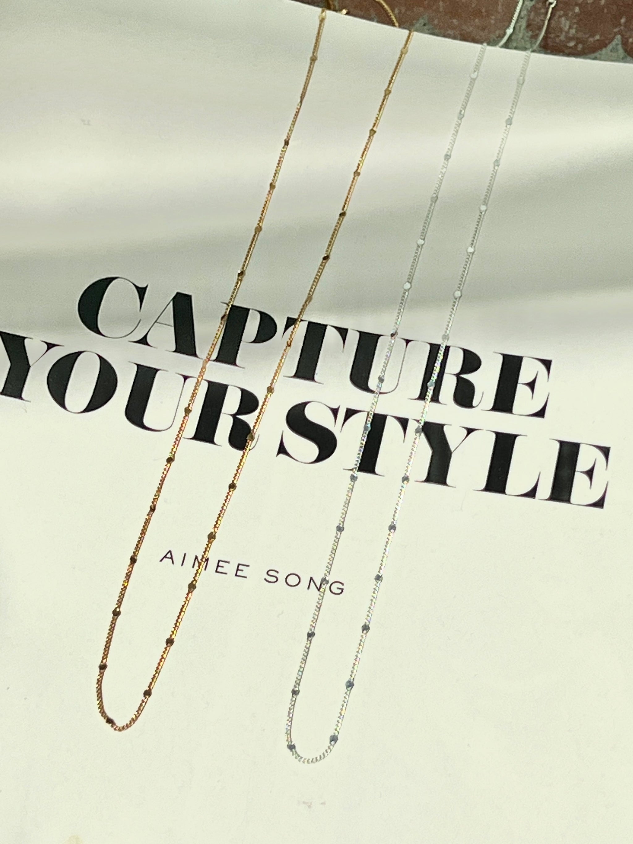 BROWN アクセ スモーキークォーツの軟骨ピアス│小さめの可愛らしいフラワー