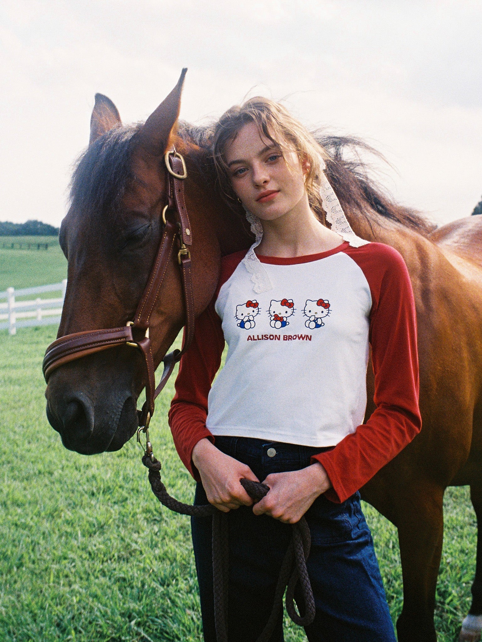 HELLO KITTY × ALLISON BROWN Raglan Long Sleeve T-shirt – ALLISON BROWN