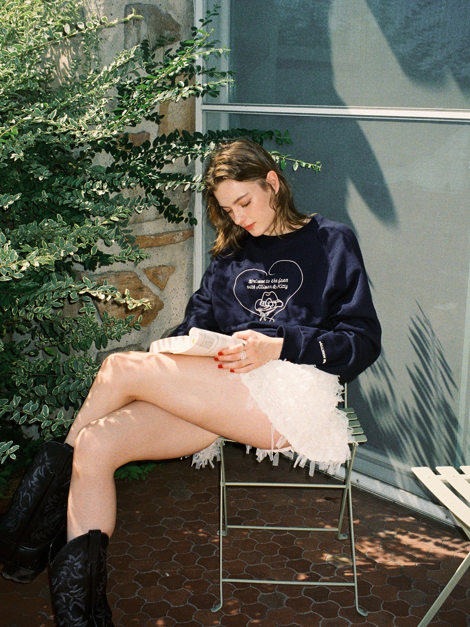 HELLO KITTY × ALLISON BROWN Western Sweatshirt – ALLISON BROWN