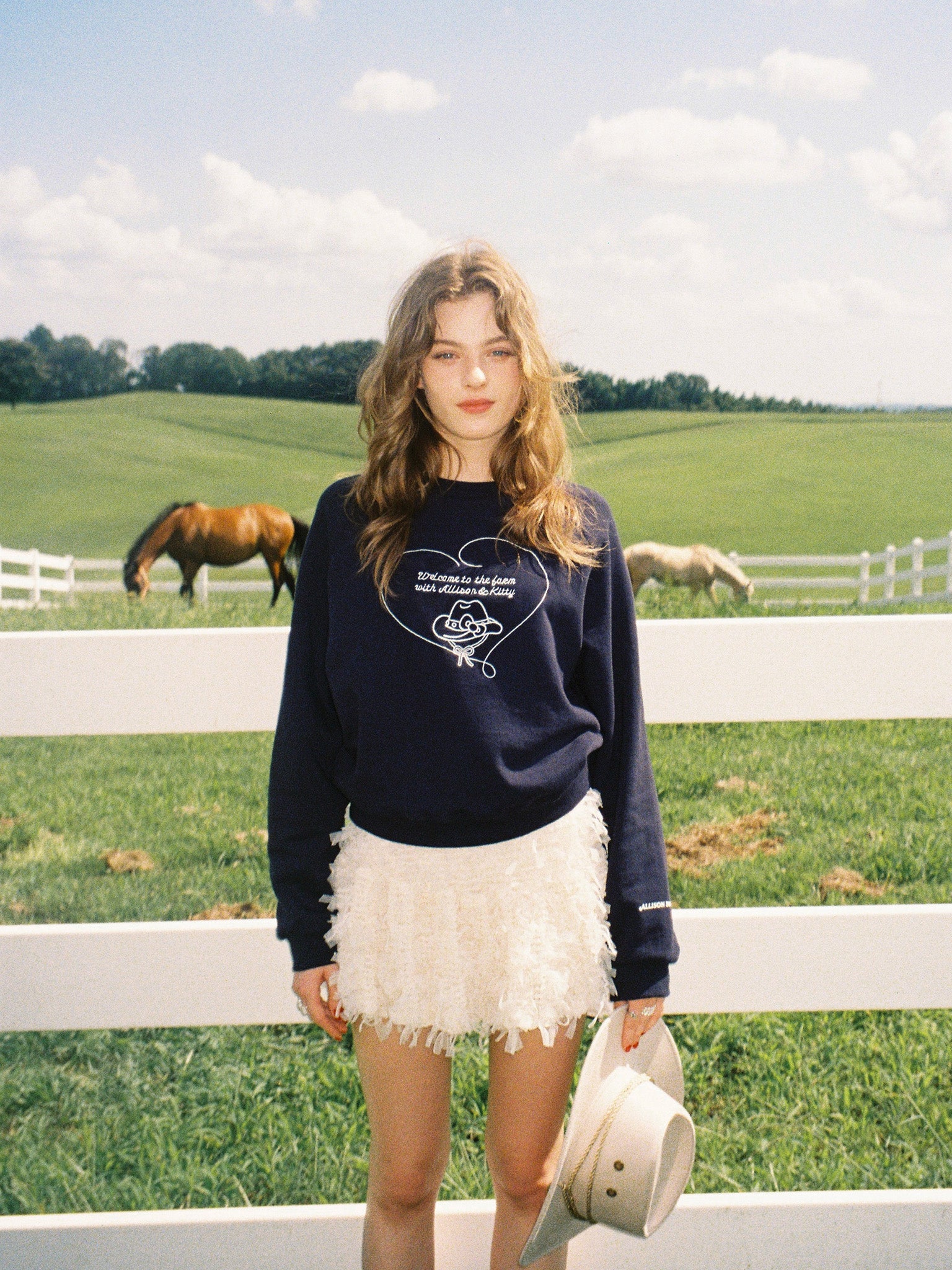 HELLO KITTY × ALLISON BROWN Western Sweatshirt – ALLISON BROWN